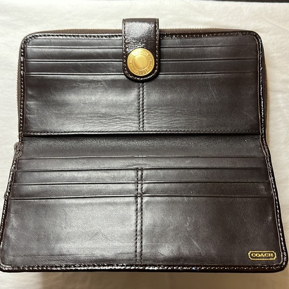 COACH Signature Stripe Khaki Brown Zip Around Wallet - Picture 3 of 4